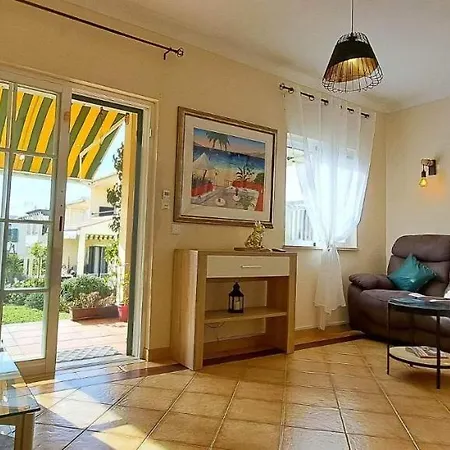 Lacasadelucasauportugal Apartment *